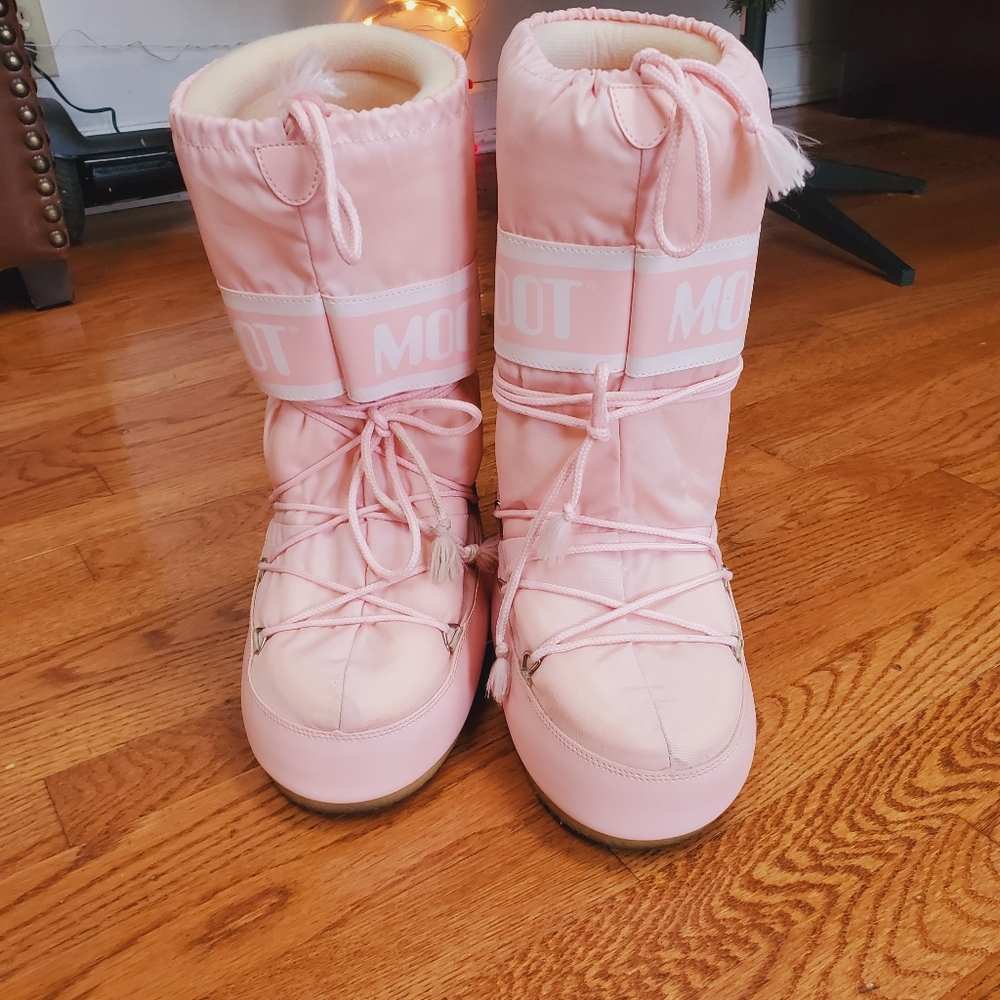 Moon boot pink